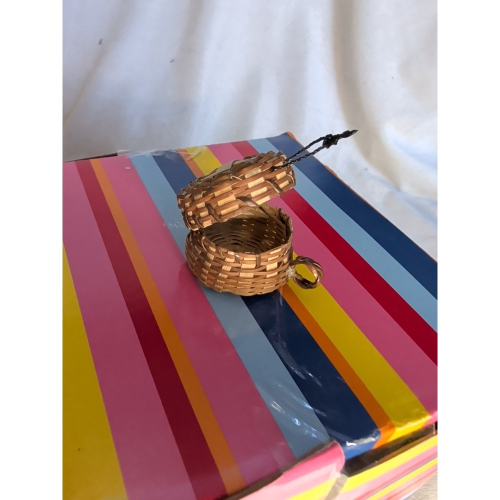 Miniature Vintage Native American Sweet Grass Basket With Lid